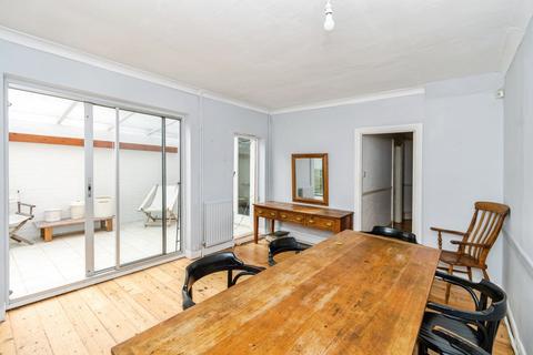 4 bedroom semi-detached house for sale, Furzedown Road, Southampton, Hampshire, SO17