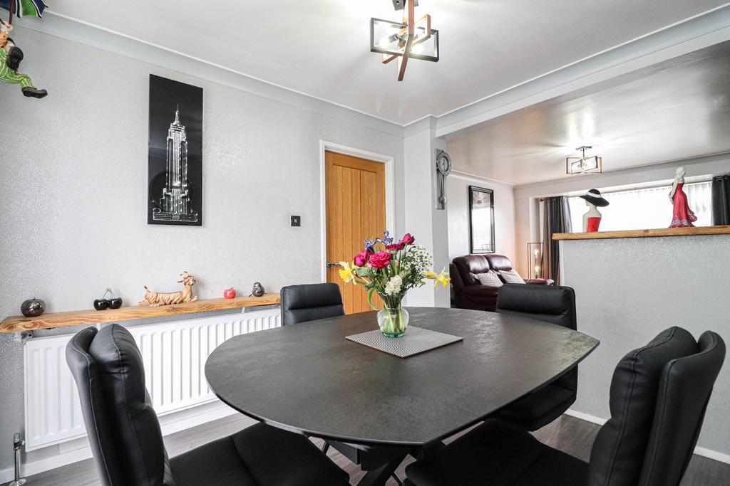 Dining Lounge