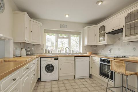 4 bedroom detached house for sale, Oakwood Road, Bricket Wood, St. Albans