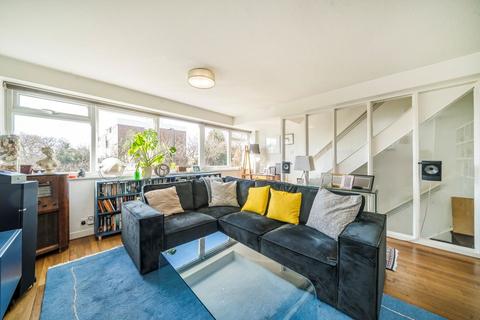 undefined, Whiteledges, London W13
