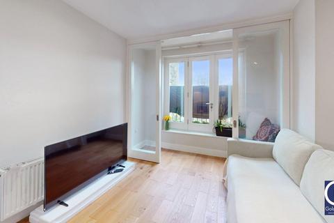 undefined, Berrymead Gardens, Acton, W3