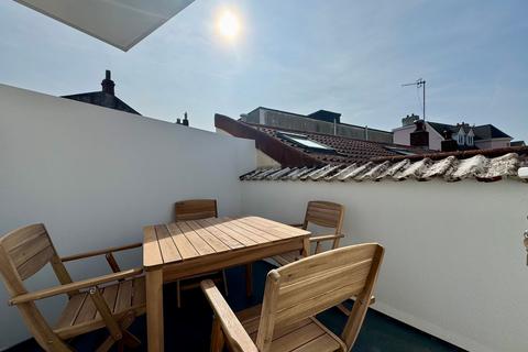 undefined, Le Mont Cochon, St. Helier, JE2