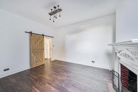 3 bedroom flat for sale, Ballards Lane,  Finchley,  N3
