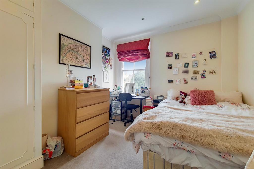 5 Bedroom 2-1.jpg
