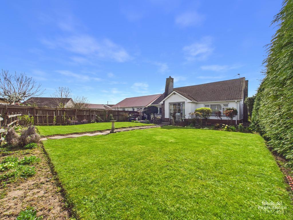 Rear lawn 2