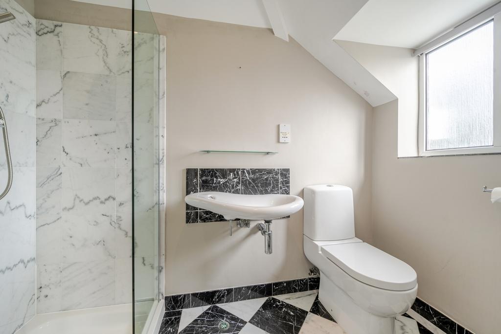 Bedroom 3 en-suite