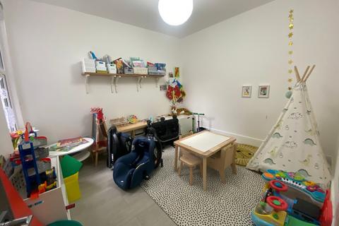 3 bedroom terraced house to rent, London SE19