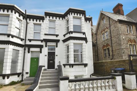 7 bedroom end of terrace house for sale, Arthur Road, Margate