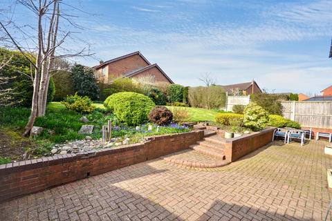 4 bedroom detached house for sale, Saddler Avenue, Stone