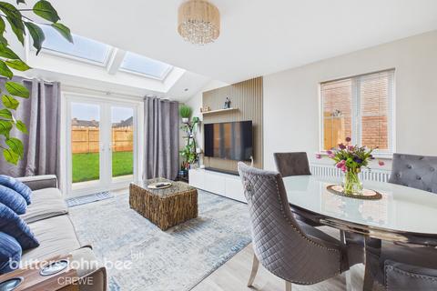 3 bedroom semi-detached house for sale, Joseph Reddrop Way, Crewe