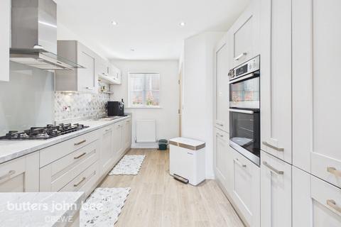 3 bedroom semi-detached house for sale, Joseph Reddrop Way, Crewe
