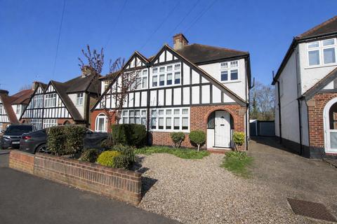 undefined, Derek Avenue, Wallington SM6