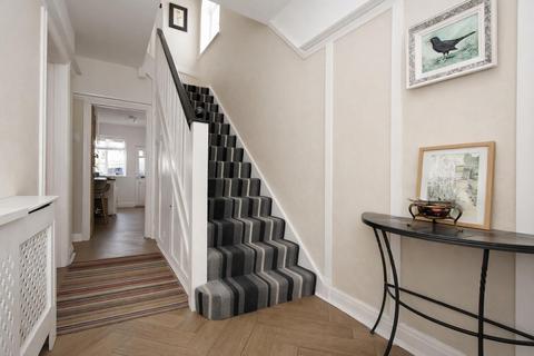 undefined, Derek Avenue, Wallington SM6