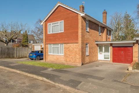 3 bedroom detached house for sale, Froxfield Close, Winchester, SO22