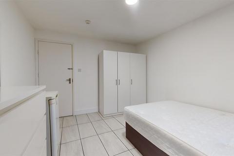 1 bedroom flat to rent, High road, Willesden Green NW10