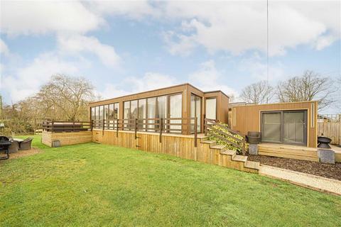 undefined, Wey Meadows, Weybridge KT13