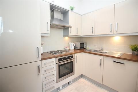 2 bedroom penthouse to rent, Carnegie House, The Hub