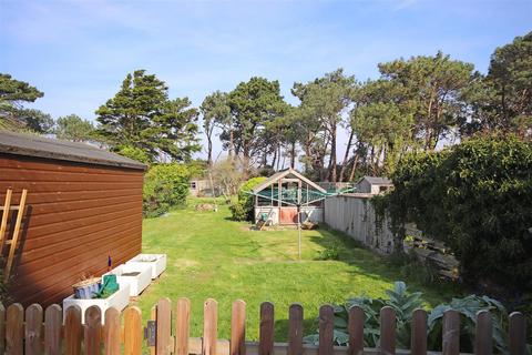 undefined, Lepe, Exbury, Southampton