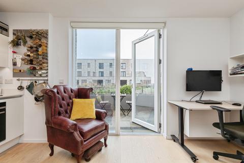 Studio for sale, Runway Avenue, Patchway, BRISTOL