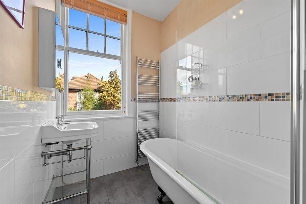 Principal Bathroom