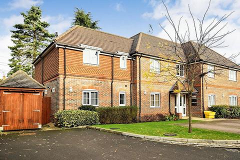 2 bedroom apartment to rent, Godwin Close, Wokingham, RG41