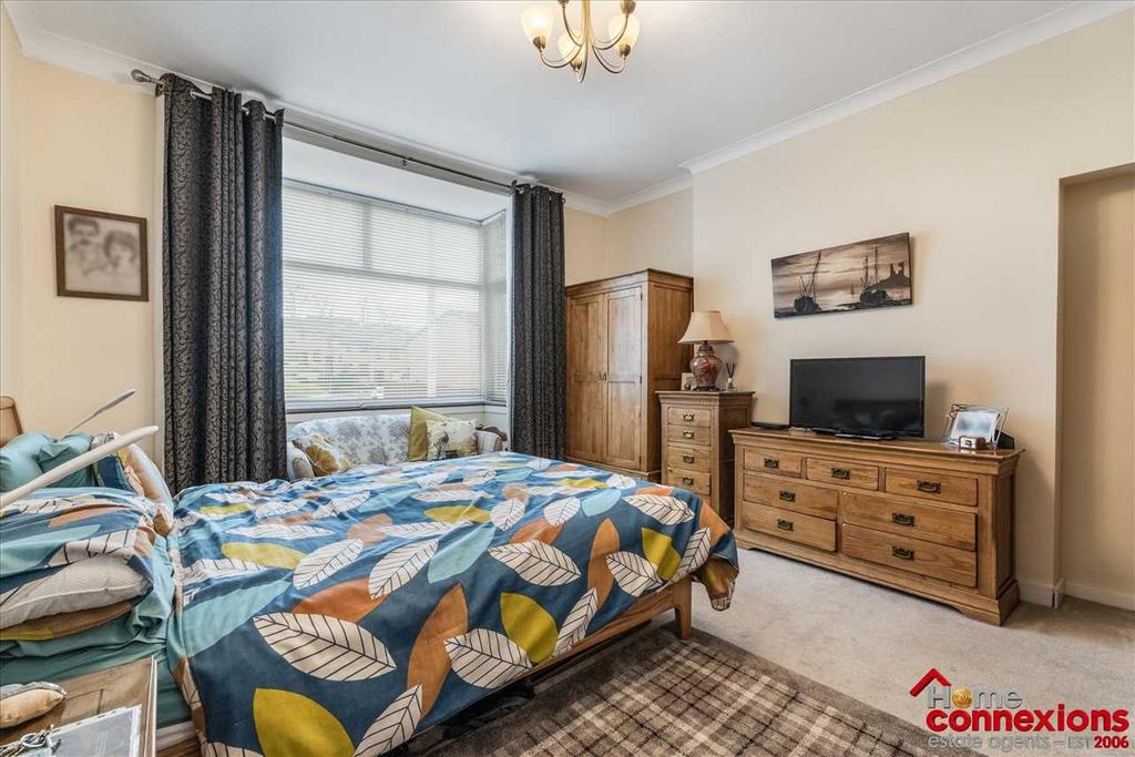 Bedroom One (2)