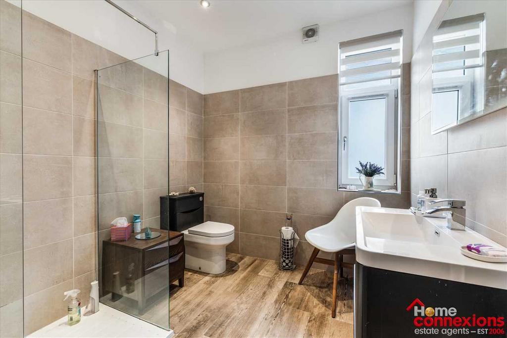 Bathroom (1)