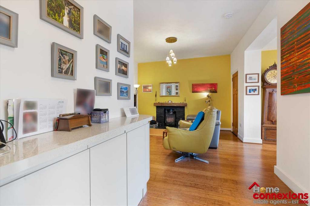 Area Off Lounge