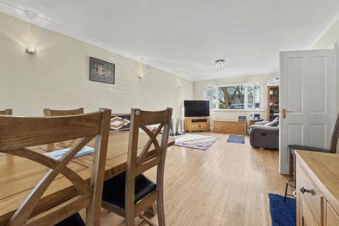 4 bedroom detached house for sale, Pine View Close, Stowmarket, IP14