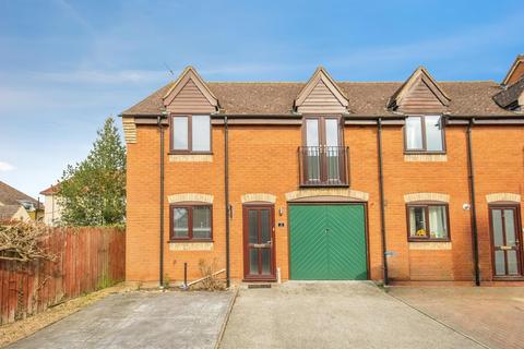 4 bedroom end of terrace house for sale, Bell Mews, Hadleigh, Ipswich