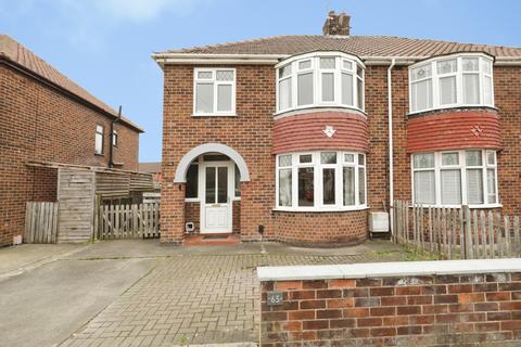 3 bedroom semi-detached house for sale, Penyghent Avenue, York, YO31