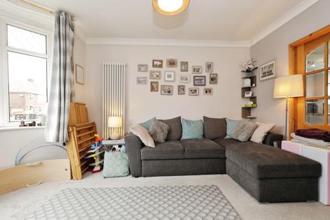 3 bedroom semi-detached house for sale, Penyghent Avenue, York, YO31