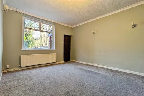 undefined, Huddersfield Road, Oldham, OL4