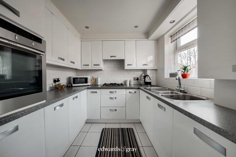 2 bedroom end of terrace house for sale, Oakmeadow Close, Kitts Green , B33 0AQ
