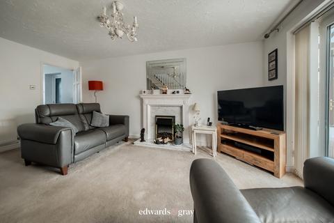 2 bedroom end of terrace house for sale, Oakmeadow Close, Kitts Green , B33 0AQ