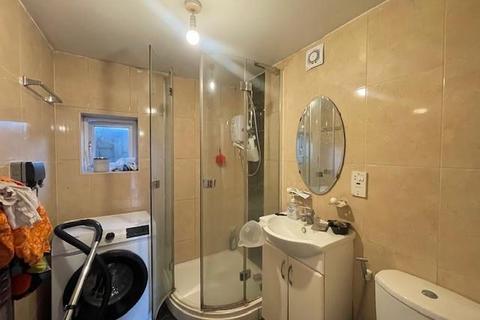 1 bedroom apartment to rent, Honeypot Lane,  Stanmore,  HA7