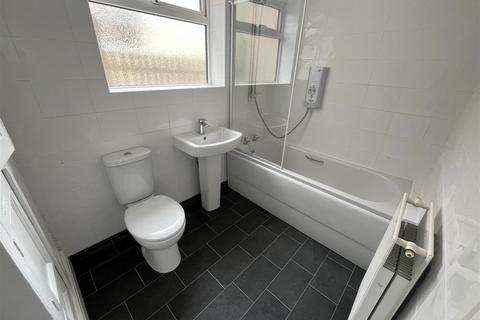 2 bedroom detached bungalow for sale, Llysfaen  Road