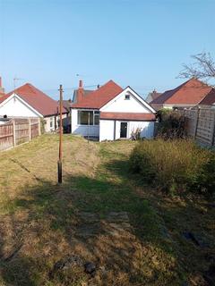 2 bedroom detached bungalow for sale, Llysfaen  Road