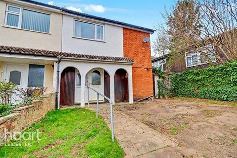 3 bedroom semi-detached house for sale, Farm Close, Leicester
