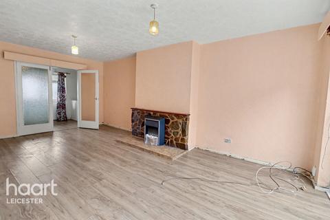 3 bedroom semi-detached house for sale, Farm Close, Leicester