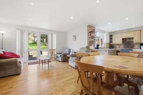 4 bedroom semi-detached house for sale, Thele Avenue, Stanstead Abbotts