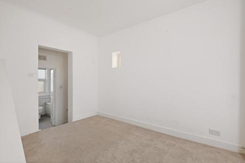 1 bedroom apartment for sale, The Grove, Clacton-On-Sea