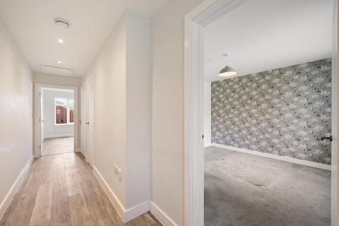 1 bedroom bungalow for sale, Luff Way, Walton On The Naze