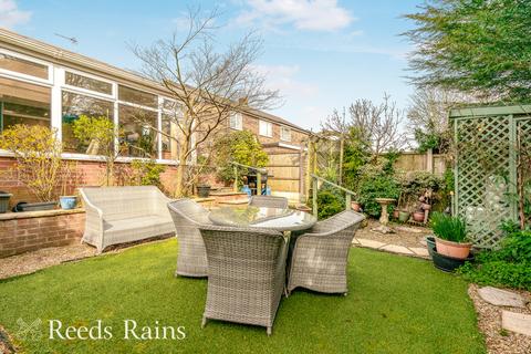 2 bedroom bungalow for sale, Langholme Close, Nelson BB9