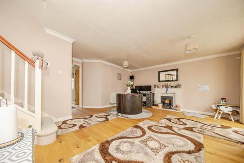 4 bedroom detached house for sale, Broad Meadow, Ipswich