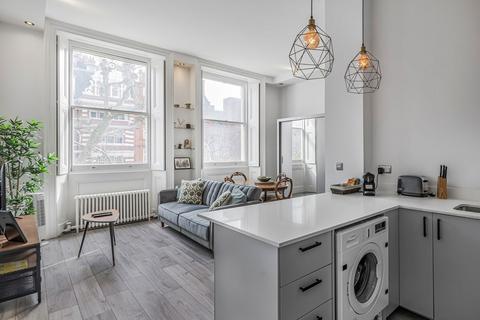 1 bedroom flat to rent, Queen's Gate, LONDON SW7