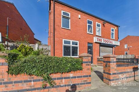 3 bedroom semi-detached house for sale, Tootal Road, Greater Manchester M5
