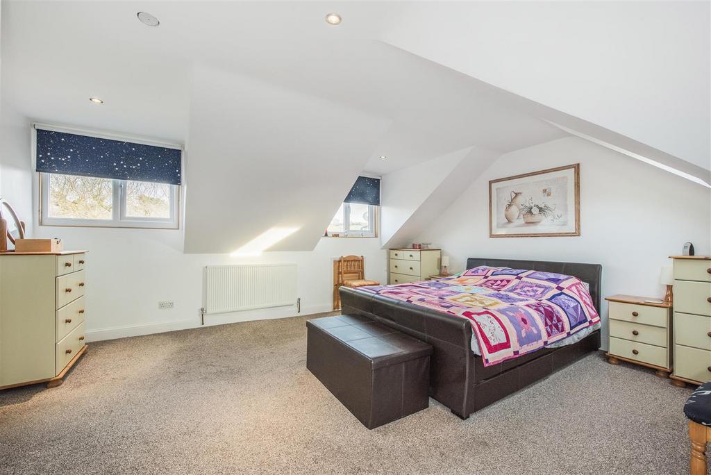 Ph4 6469197 copy.jpg