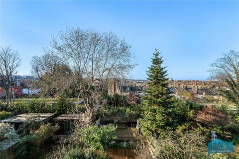 1 bedroom apartment for sale, Cecile Park, Crouch End, London, N8