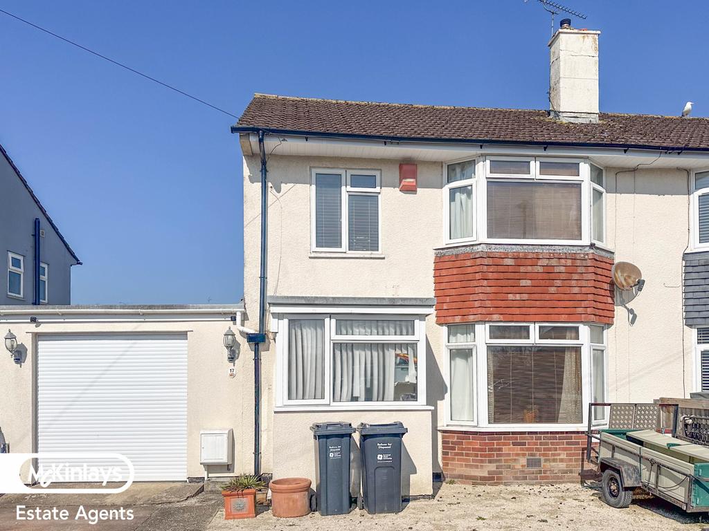 Beautifully Maintained 3-Bed Home with Garage & D